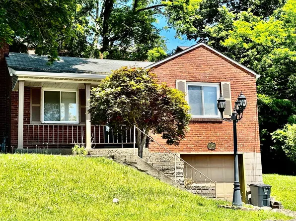 3325 Shadyway Dr, Pittsburgh, PA 15227
