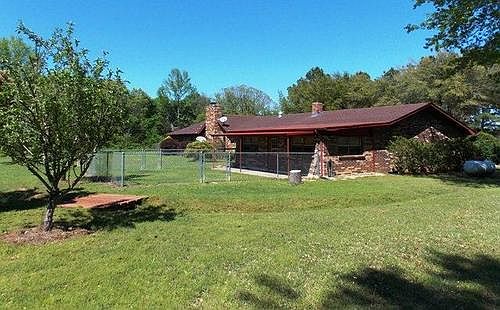 3rd image of 591 County Road 4318