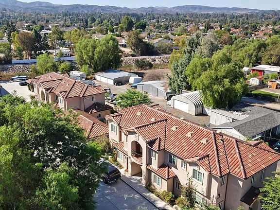 3rd image of 1378 Patricia Ave