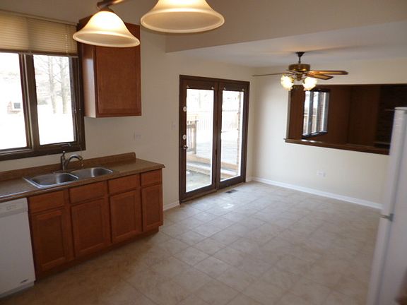 4th image of 14621 S Mustang Dr
