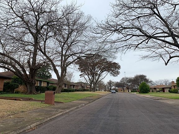 4th image of 1428 Misty Glen Ln