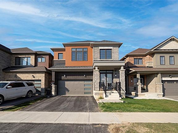 3rd image of 92 Bellhouse Ave