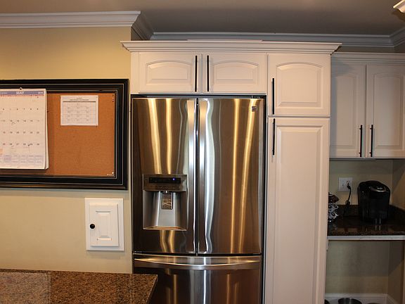 4th image of 1384 Langston Dr