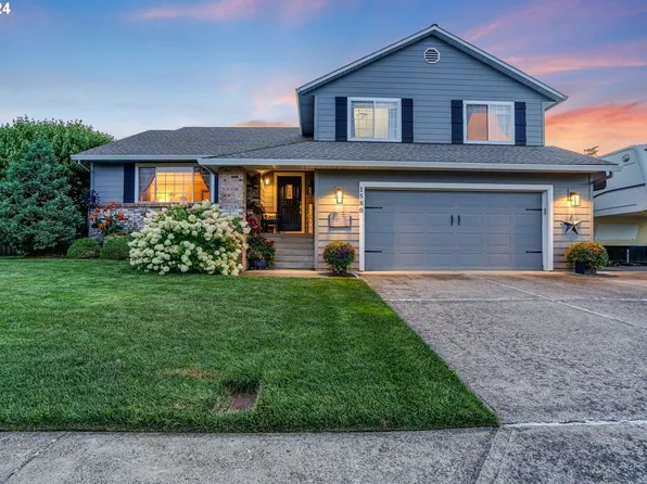 1580 NE Laurelwood Cir, Canby, OR 97013