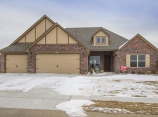1613 E Delmar St, Broken Arrow, OK 74012