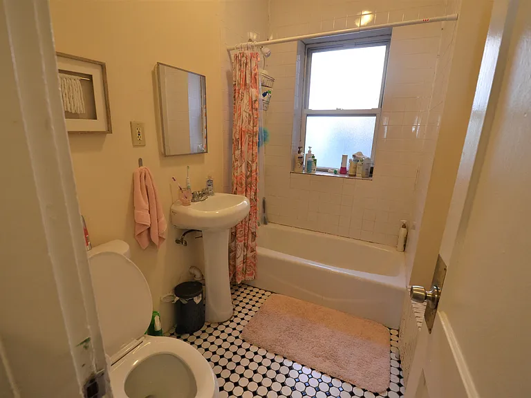 108 Peterborough St #1 — Photo 4