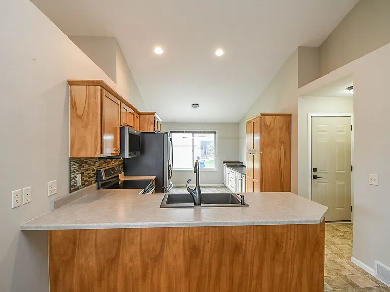3436 W 84th Pl — Photo 7