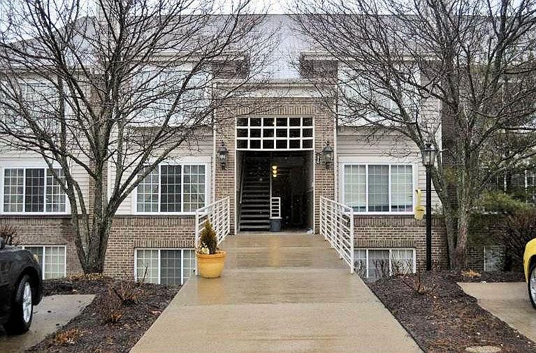 1st image of 9810 Regatta Dr Unit 31105