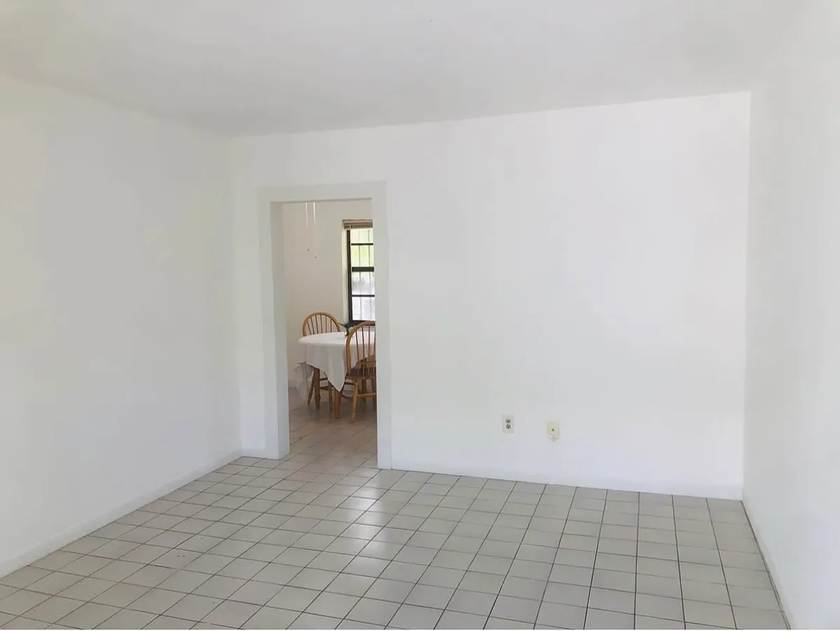 Building Photo - 2360 SW 3rd Ave #4