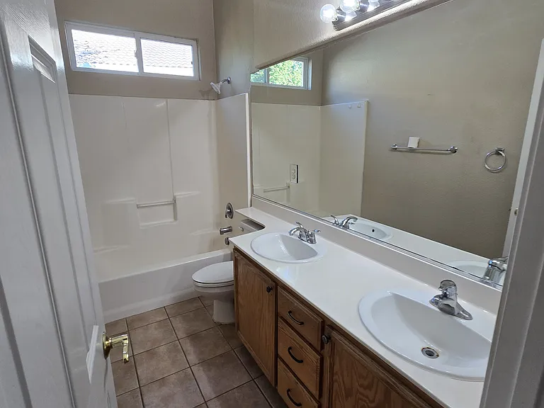 514 Rodeo Grounds Way — Photo 23