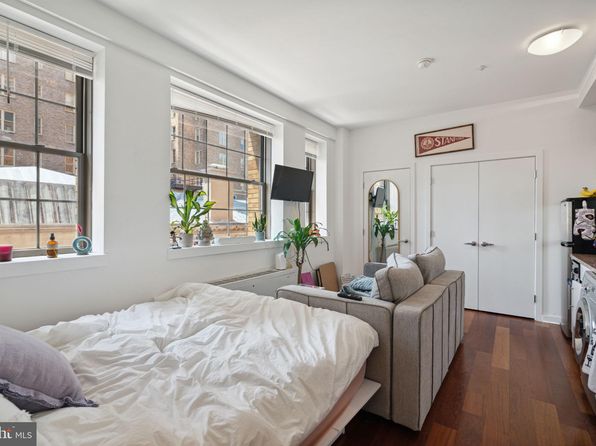 219 S 18th St #29-411C