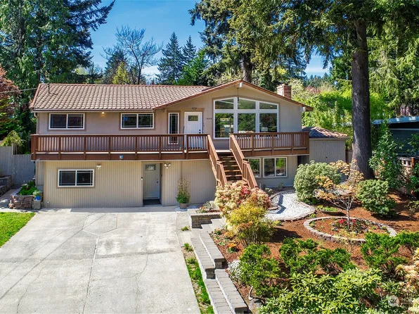 18815 53rd Avenue NE, Lake Forest Park, WA 98155