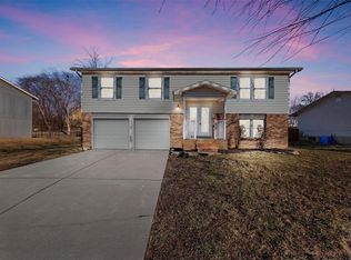 3839 Duchess Dr, Saint Charles, MO 63304