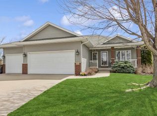 200 Ashford Pl, Iowa City, IA 52245