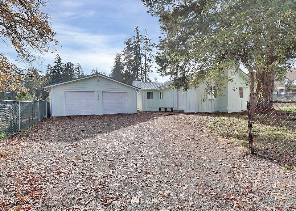 1st image of 6828 150th St SW