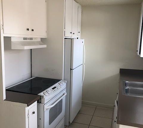 2nd image of 3820 45th St APT 2