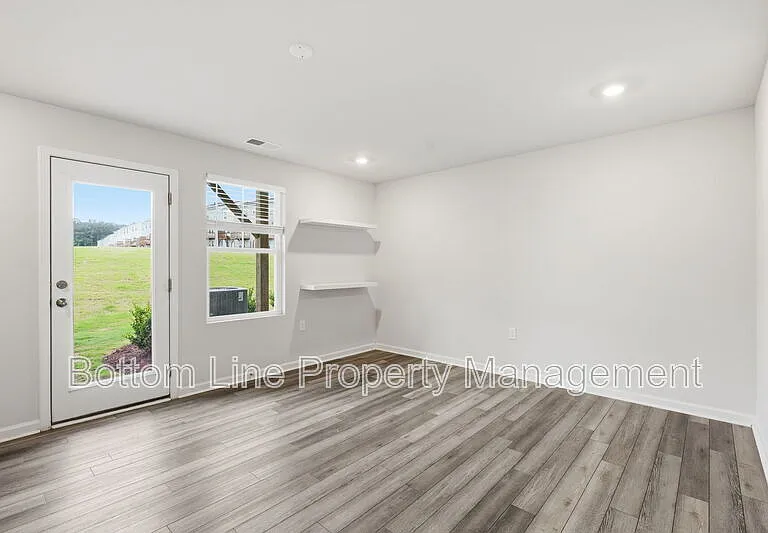 1112 Lily Loch Way — Photo 20