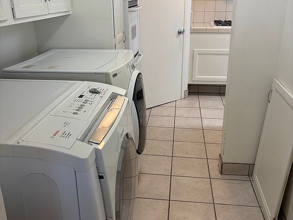Laundry/Kitchen
