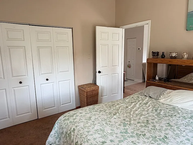 4234 Riverside Dr — Photo 28