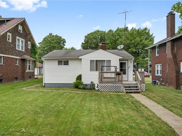 434 E College St, Alliance, OH 44601
