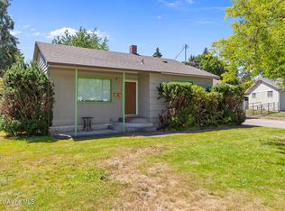 1302 E Adeline Ave, Coeur D Alene, ID 83814
