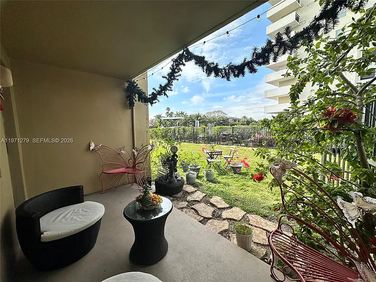 301 Golden Isles Dr #114 — Photo 19