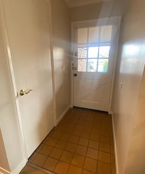 1053 Haviland Ter — Photo 17