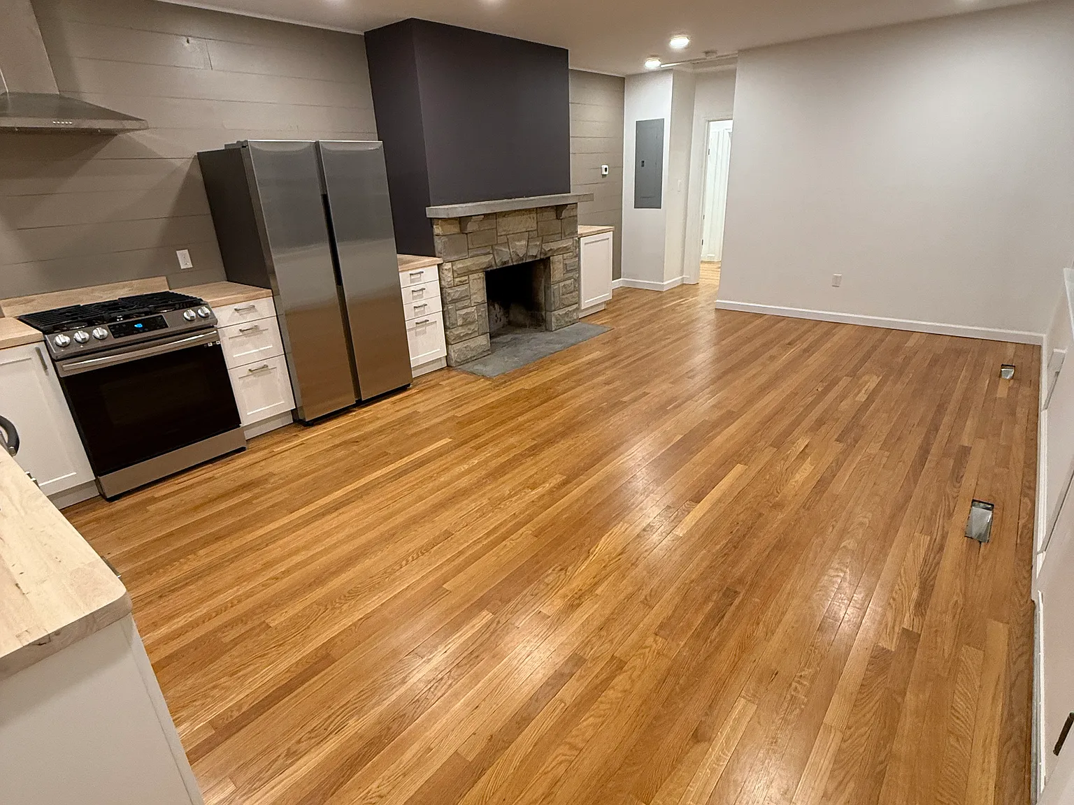 2 bed, 1100 sqft, $1,475 — Photo 3