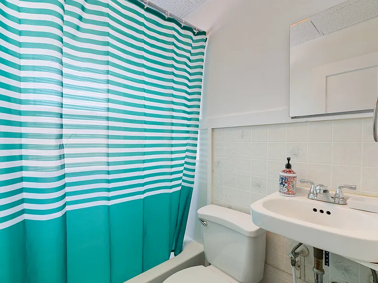 2 Irvington Rd #6 — Photo 8