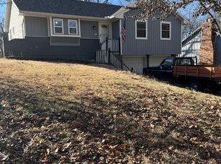 238 SE 101st Rd, Warrensburg, MO 64093