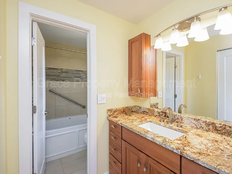 4608 Greenbriar Ct — Photo 15
