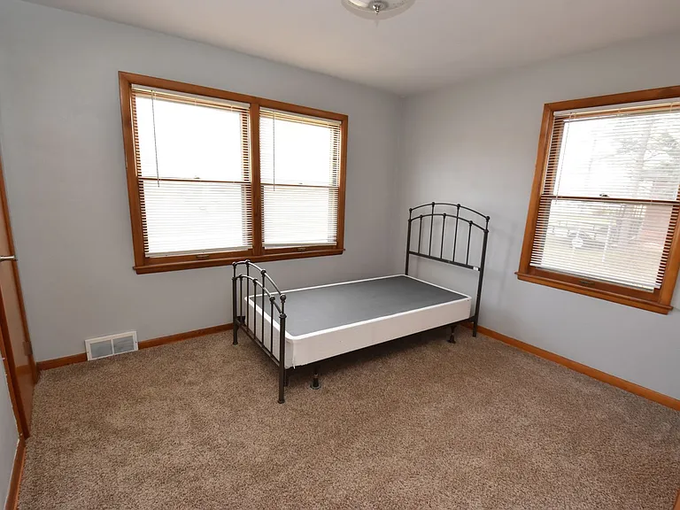 17306 Douglas Rd — Photo 18