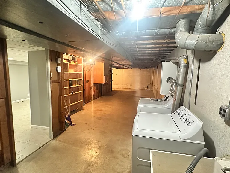 14430 Park St — Photo 17
