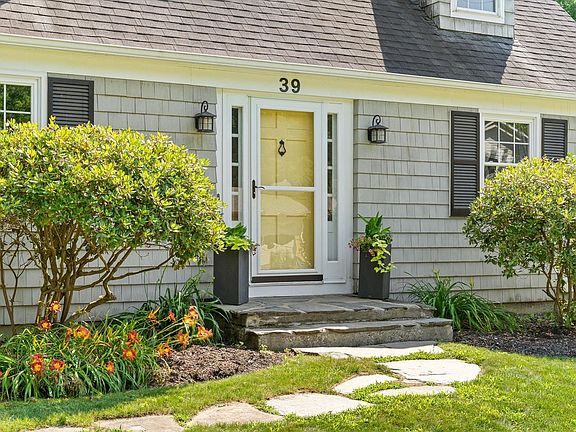 4th image of 39 Laurel Hill Drive