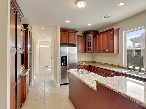 3rd image of 448 Abalon Ct
