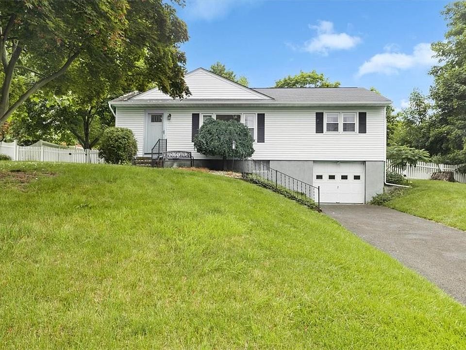 1st image of 4 Roan Lane