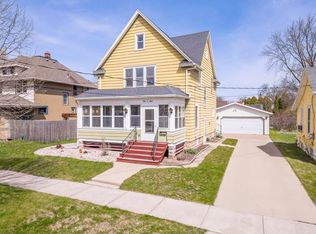 908 E North St, Appleton, WI 54911