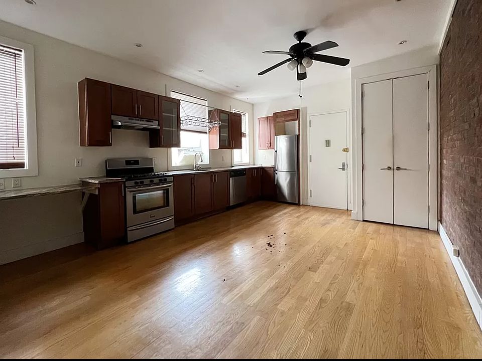 2nd image of 303 W 149th St #2R