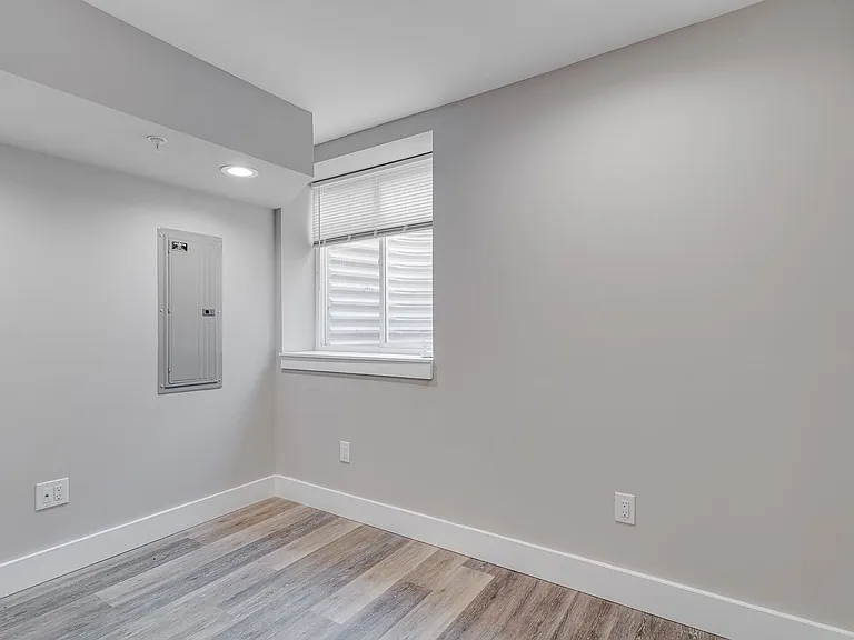 1436 N Corlies St — Photo 39