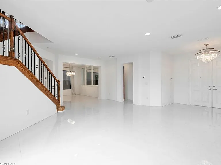 10008 Chesapeake Bay Dr — Photo 8