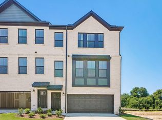 135 Midtown Rows Way, Fuquay Varina, NC 27526