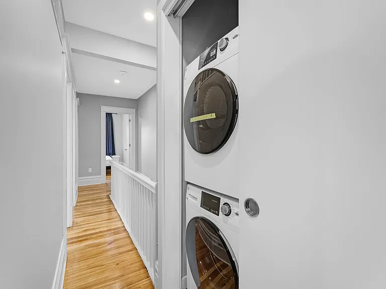 121 Hopewell Ave #B — Photo 39