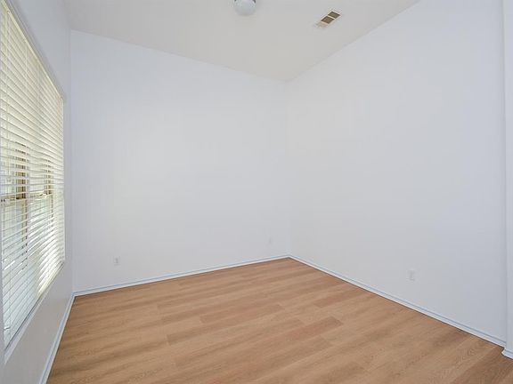 4th image of 20610 Hawkins Manor Ln