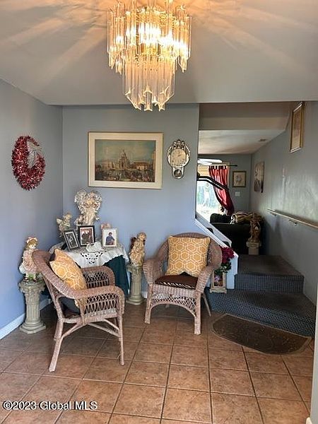 3rd image of 1182 Walnut Avenue
