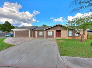 1300 San Fidel Ln, Edmond, OK 73003