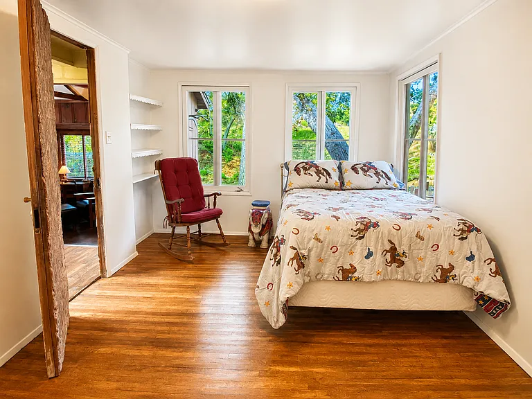 1704 Sycamore Dr — Photo 13