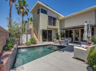 862 Oceo Cir S, Palm Springs, CA 92264
