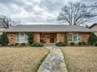 9450 Highedge Dr, Dallas, TX 75238