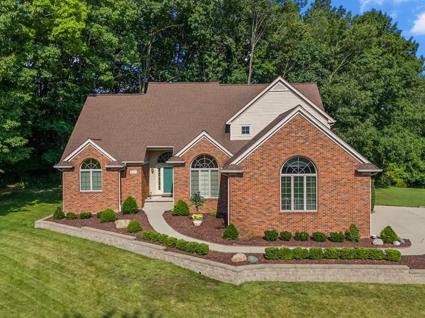 8164 Staghorn Trl, Clarkston, MI 48348