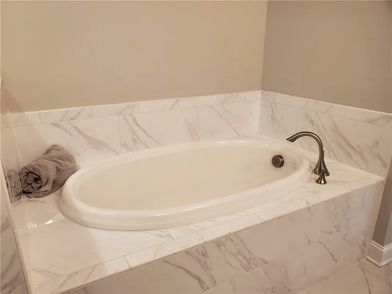 4009 Vickery Gln — Photo 17